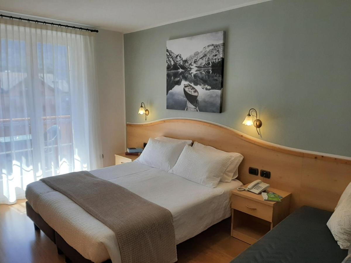 Hotel Garni Arnica Molveno Dış mekan fotoğraf